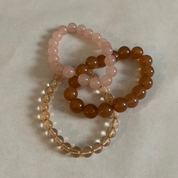 Beaded Necklace Set - Picture 3 of 3